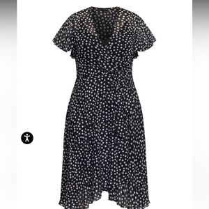 CITY CHIC
Sweet Spot Dress - black and white